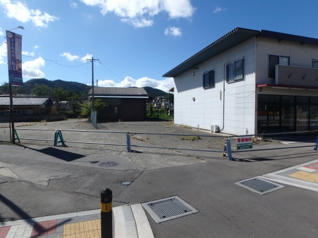 画像：県道沿い事業用地